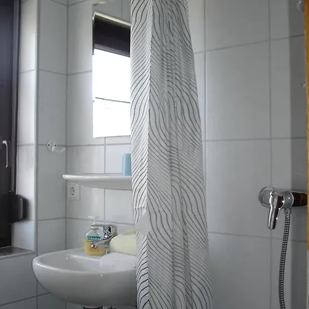 Penzion Zum Hohen Lohr 3*