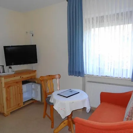 Zum Hohen Lohr Penzion Battenhausen